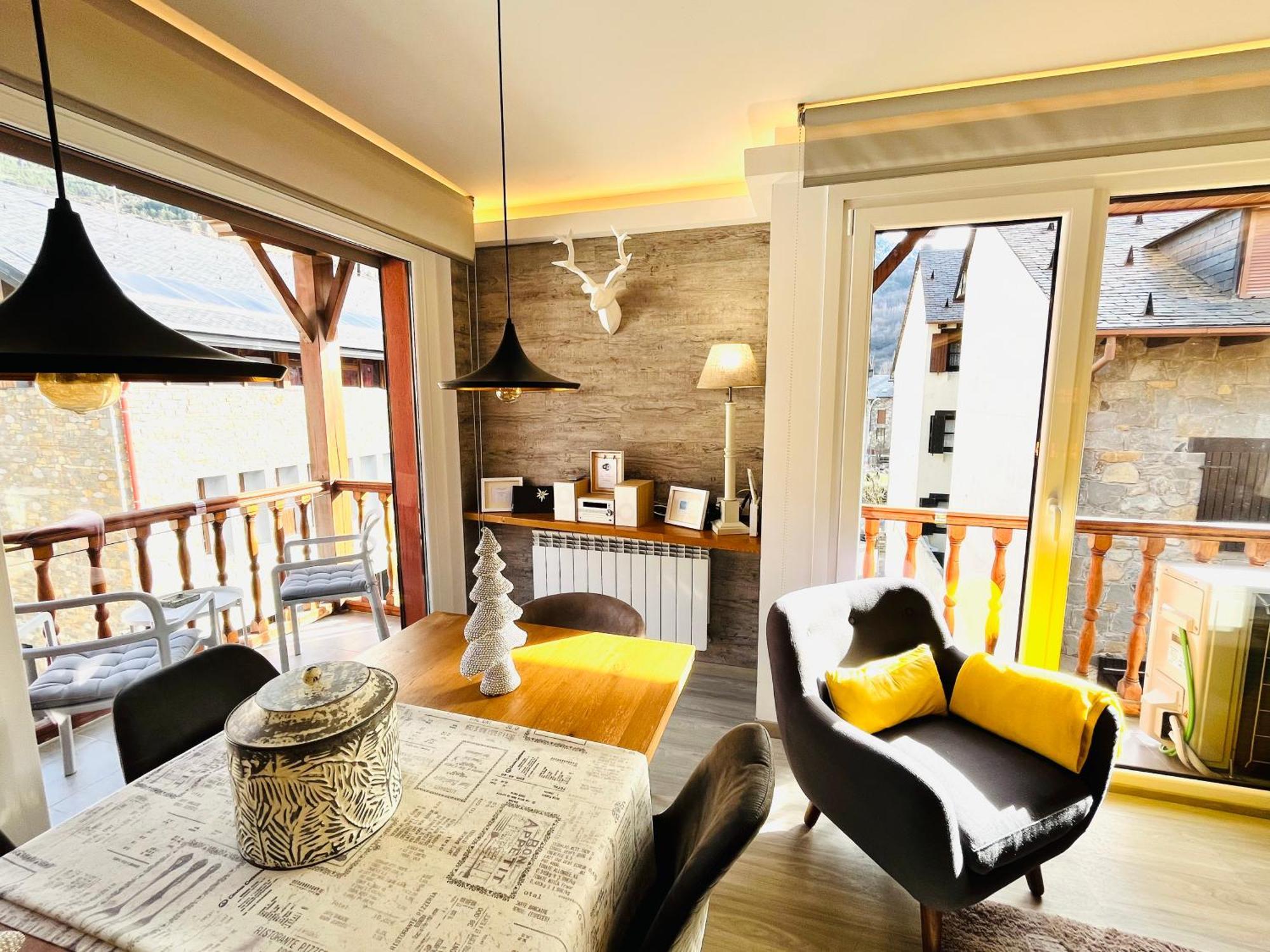 Up Benasque Flor De Nieveアパートメント エクステリア 写真